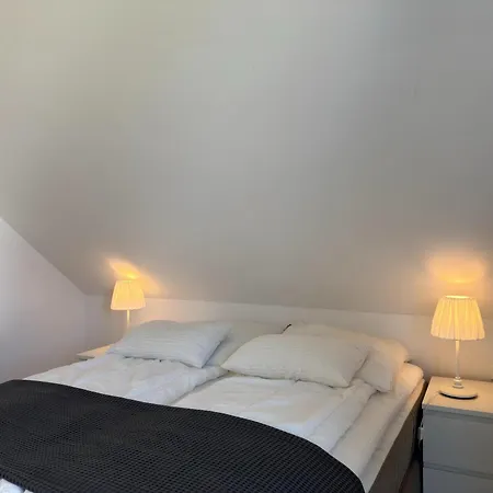 Moderne Mit Sauna & Terrasse